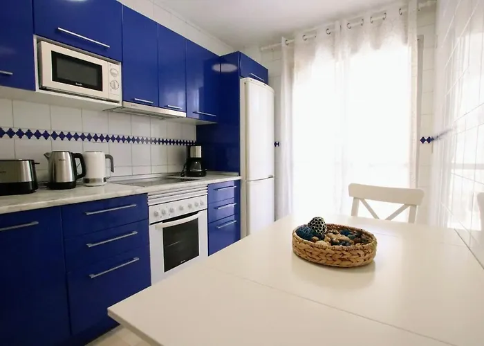 Tess Camelias Apartment *